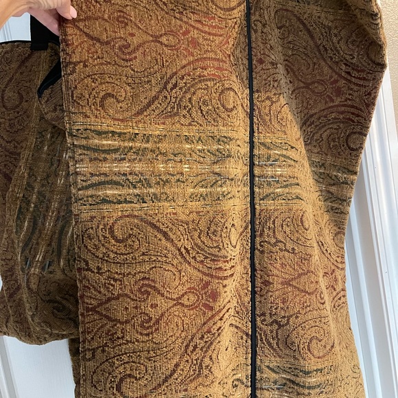 Custom Tapestry Garment Bags, hanging garment bag & 2 totes - Picture 3 of 3